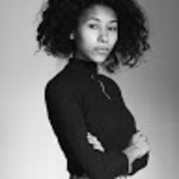 Meet your Posher, Aliyah - Picture 1 of 1